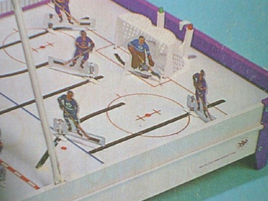 1971 Eagle/Coleco Model 5135 game box.