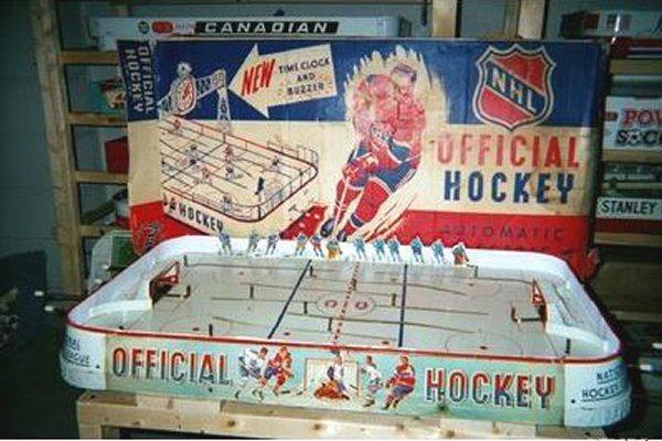 Eagle - Official Hockey (early 1960's)