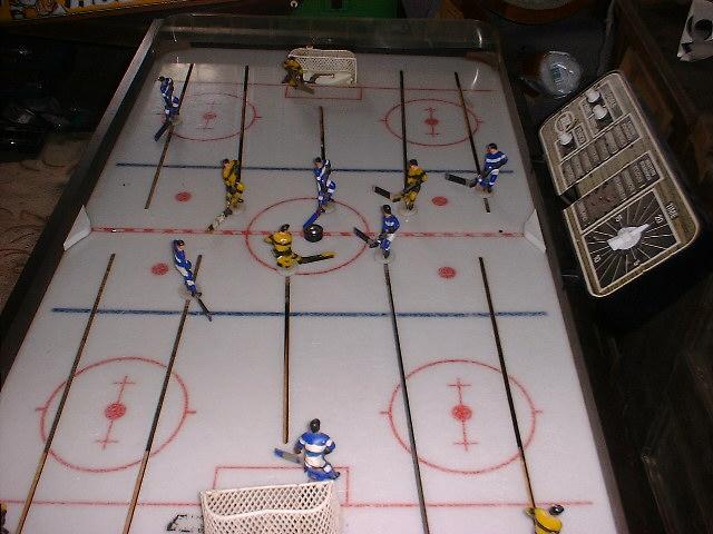 Munro - Family Cup Hockey (mid 1970's) - Model 31264