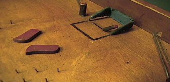 Munro - Munro - Wood Nails Game (mid 1930's)